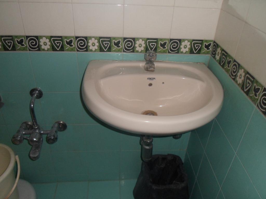 Hotel Dudawat Ahmedabad Room photo